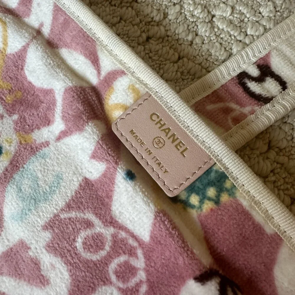 Authentic Chanel Terry Cloth Animal Print Diaper Changing Mat - Picture 3 of 8